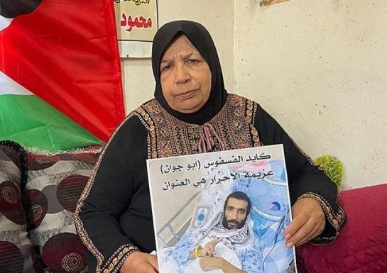  5 أسرى يواصلون إضرابهم المفتوح عن الطعام